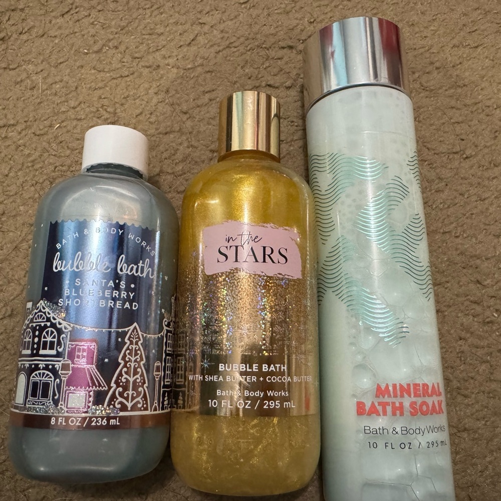 Bath and body works bubble bath and bath soak